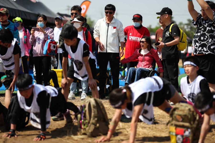 北京五一假期第一天开启全球首场斯巴达勇士儿