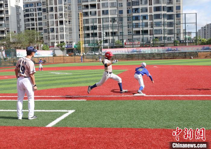 本年度海峡论坛揭幕：两岸(连城)棒球文化节吸引