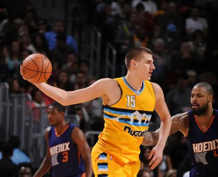 杨瀚森NBA发展面临挑战 约基奇成长历程或成参考