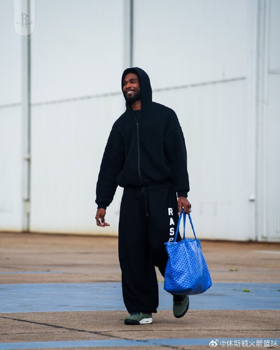 火箭队客场力克勇士队 杰伦·格林砍下30+申京贡